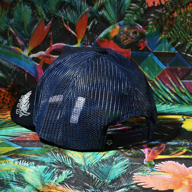 Vulpera Laurel Acanthus Trucker Cap – International Heritage Edition